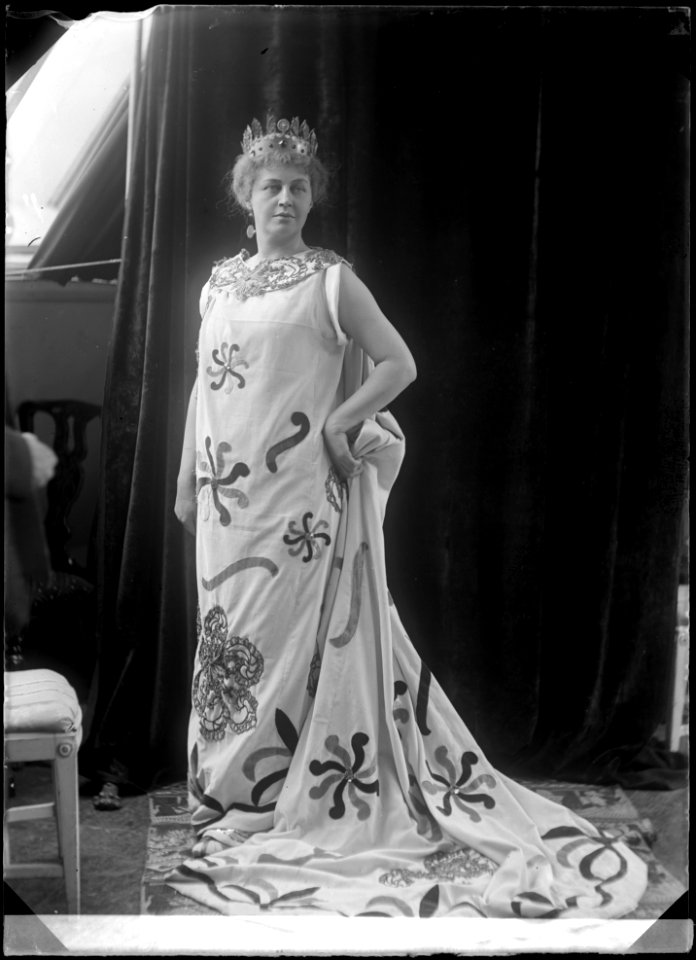 Anna Norrie in Sköna Helena at Vasateatern 1903 - SMV - NN046