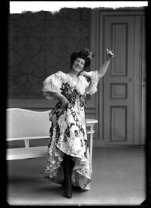 Anna Rustan in Min toreador at Djurgårdsteatern 1905 - SMV - GR081