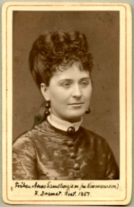 Anna Sandberg, porträtt - SMV - H4 230