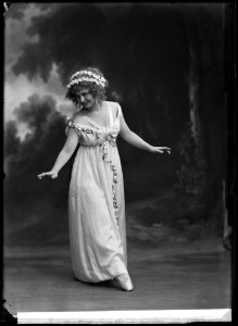 Anna Tropp in the ballet Vårdanser at Kungliga Operan 1911 - SMV - GT058