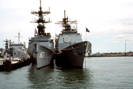 Bow view of USS Spruance (DD-963) and USS Ticonderoga (CG-47) at Naval Station Norfolk on 8 October 1983 (6397938)