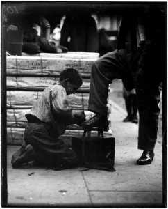Bowery bootblack. New York City. - NARA - 523325 photo
