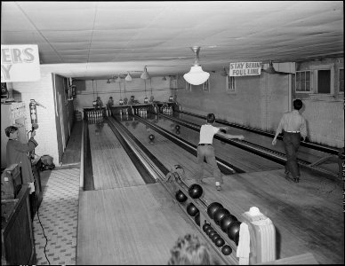 Bowling alleys in recreation hall. Jewell Ridge Coal Company, Jewell Ridge Mine, Jewell Ridge, Tazewell County... - NARA - 540708 photo