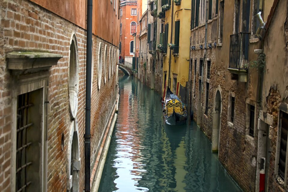 Canal building water
