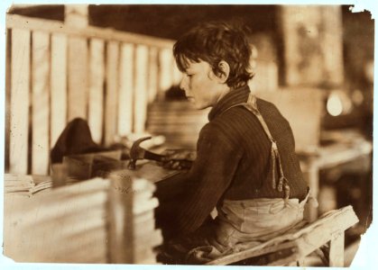 Boy making Melon Baskets, A Basket Factory, Evansville, Ind. LOC nclc.05370