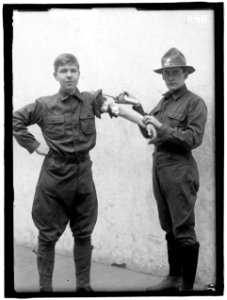 BOY SCOUTS TRAINING DEMONSTRATION LCCN2016863583