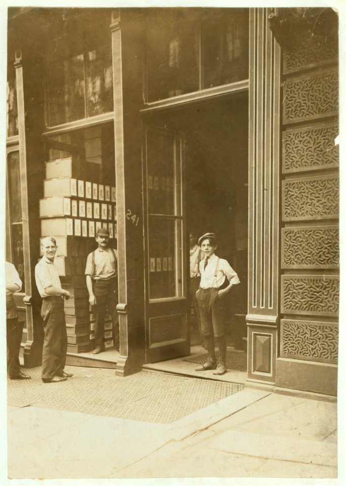 Boy, employed in a Paper Box factory Cincinnati. LOC nclc.01311