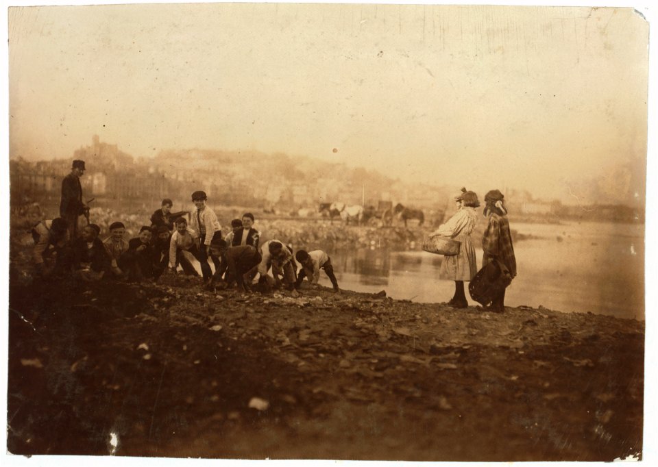 Boys and Girls Working on the Dumps. (See other end of same Dump in 907). Boston 1915 Exhibit. LOC cph.3b13147