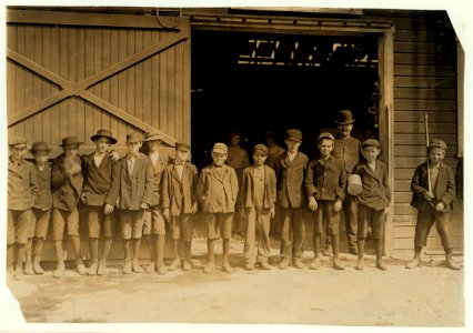 Boys going home from Glass Works, Monongah Glass Works, Fairmont, W. Va. LOC nclc.01203
