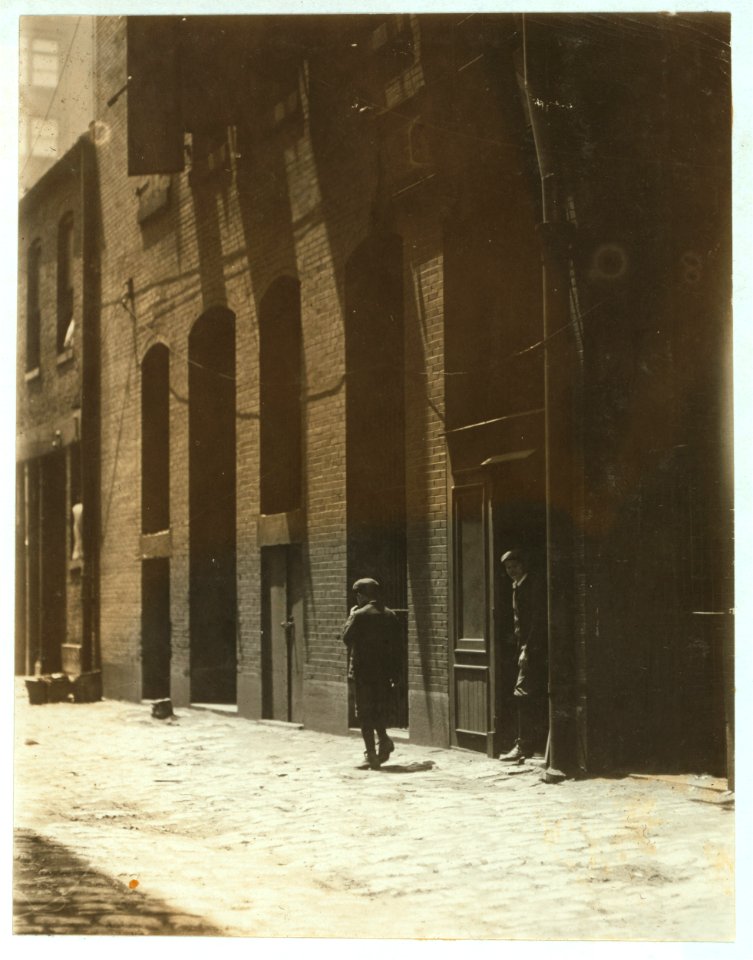 Boys going to lunch. They work in Inland Type Foundry. LOC nclc.04654