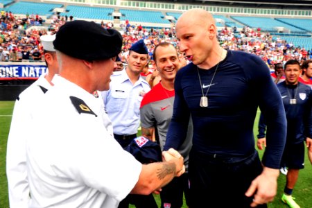 Brad Guzan USMNT shaking hands