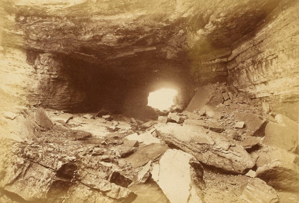 Bramabiau - Sortie du Tunnel (Martel-Chabanon, 1884)