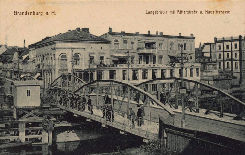 Brandenburg (Havel), Brandenburg - Langebrücke mit Ritterstraße und Havelterrasse (Zeno Ansichtskarten)