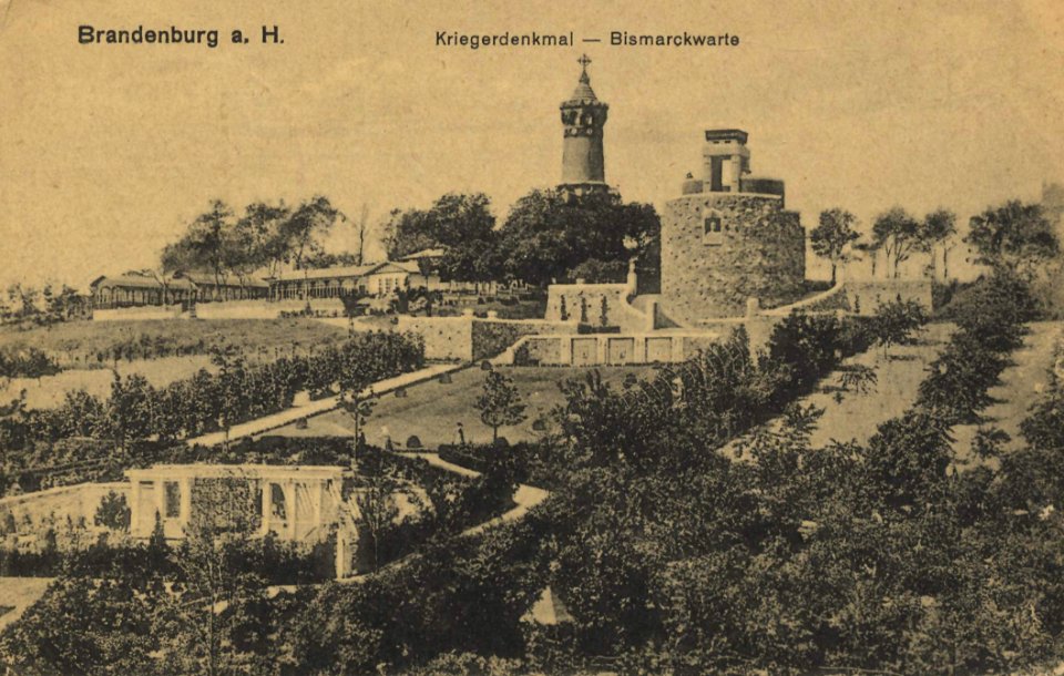 Brandenburg (Havel), Brandenburg - Kriegerdenkmal; Bismarckwarte (Zeno Ansichtskarten)