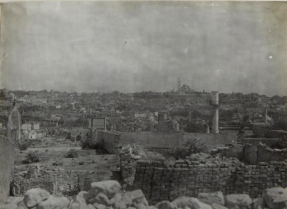 Brandruinen von Stambul. (BildID 15675900)