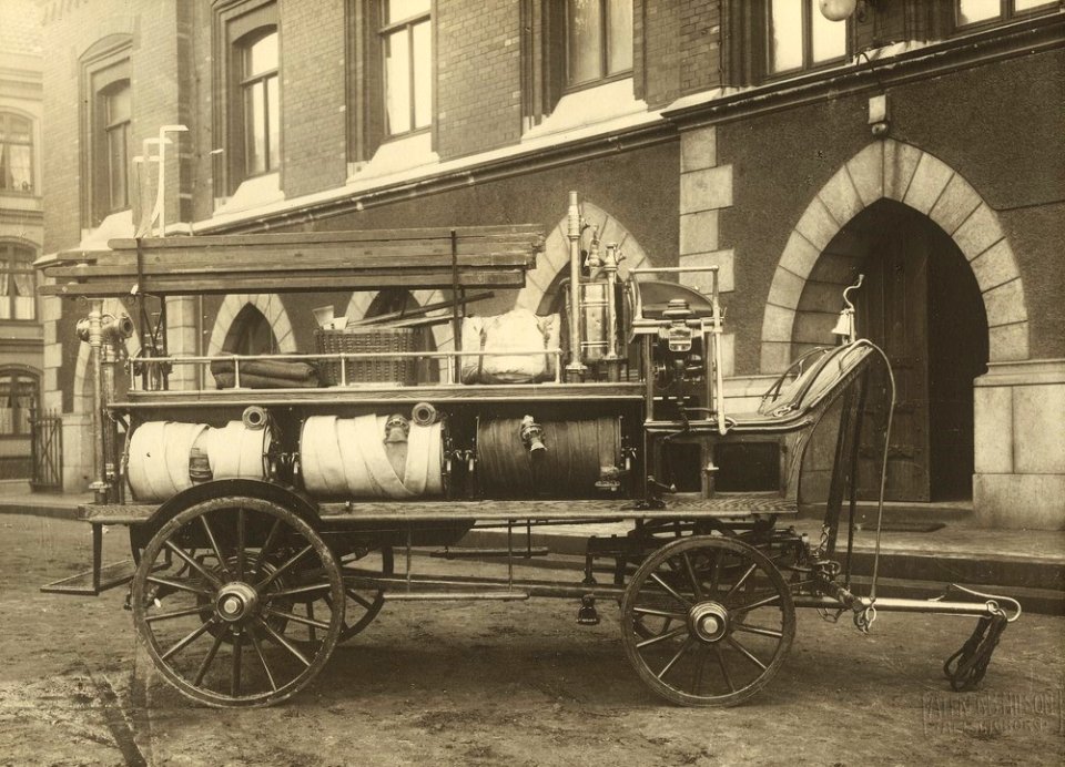 Brandvagn utanför Rådhuset