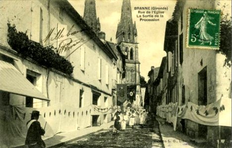 Branne - rue de l'église