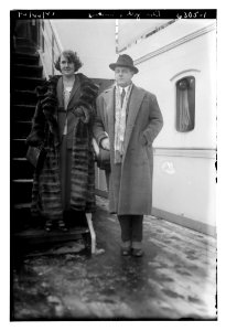 Branzell & husband LCCN2014717952
