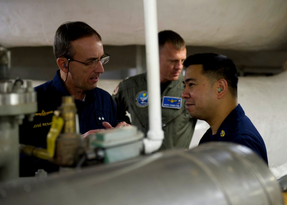 Brazil distinguished visitors aboard USS America 140805-N-MZ309-030