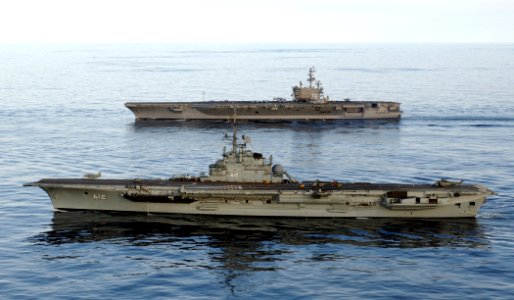 Brazilian aircraft carrier NAe Sao Paulo (A12) and USS Ronald Reagan (CVN-76) underway on 8 June 2004 (040608-N-1281L-009)