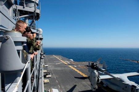 Brazilian VIPs tour USS America 140804-N-MD297-014