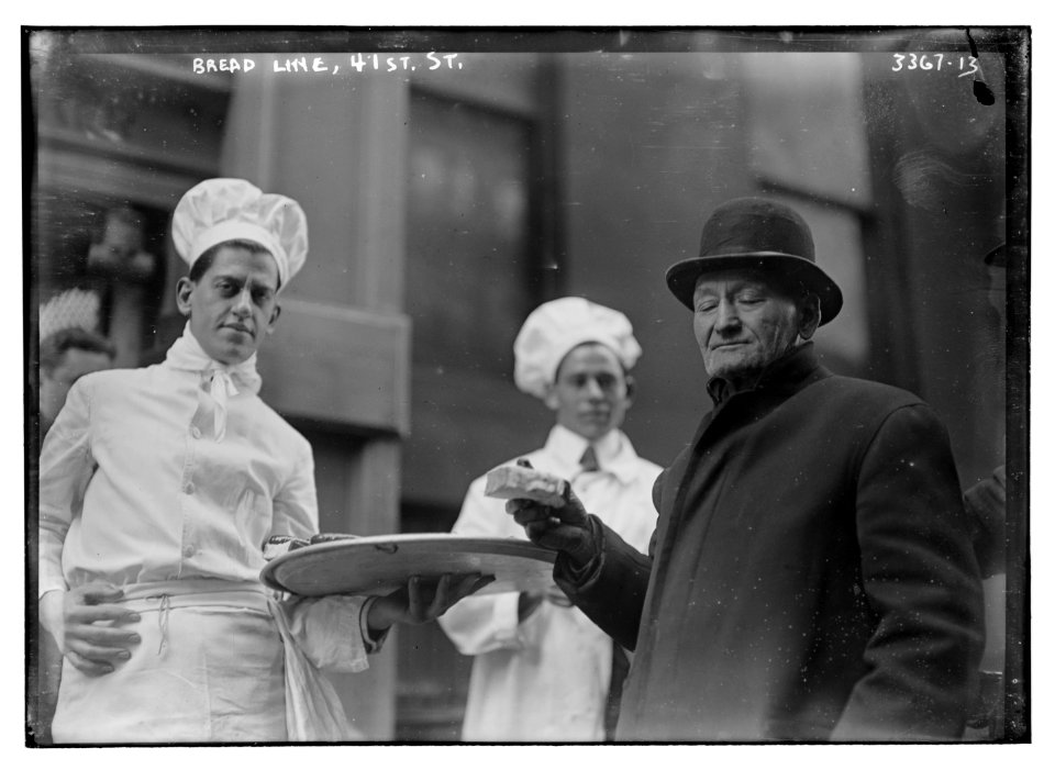 Bread Line, 41st St. LCCN2014698346