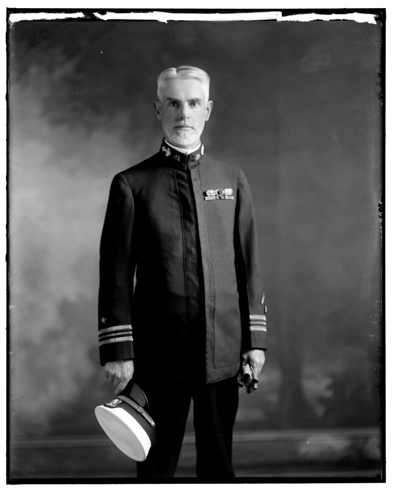 BRECK, EDWARD. COMMANDER LCCN2016859355