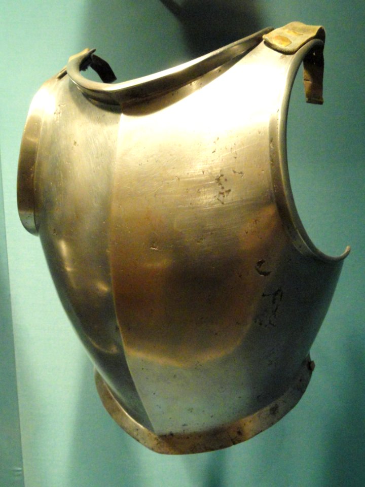 Breastplate, Germany, c. 1520 - Nelson-Atkins Museum of Art - DSC08579