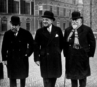 Briand, Tardieu, Chéron à la Conférence de La Haye, 1930 photo