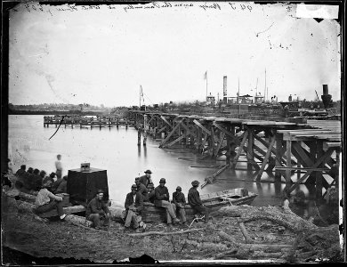 Bridge across Pamunkey River, Va. at White House Landing - NARA - 526916