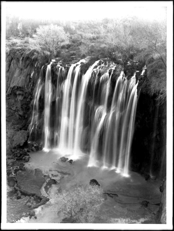 Bridal Veil Falls, Cataract Canyon, Havasu Canyon, Arizona, ca.1900 (CHS-4687)