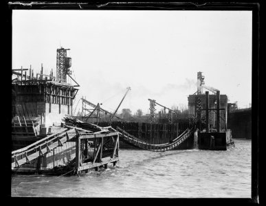 Bridge construction LCCN2016863127