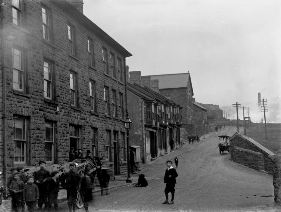 Bridgend Hotel, Ferndale Road, Tylorstown, Rhondda Valley (4785889)