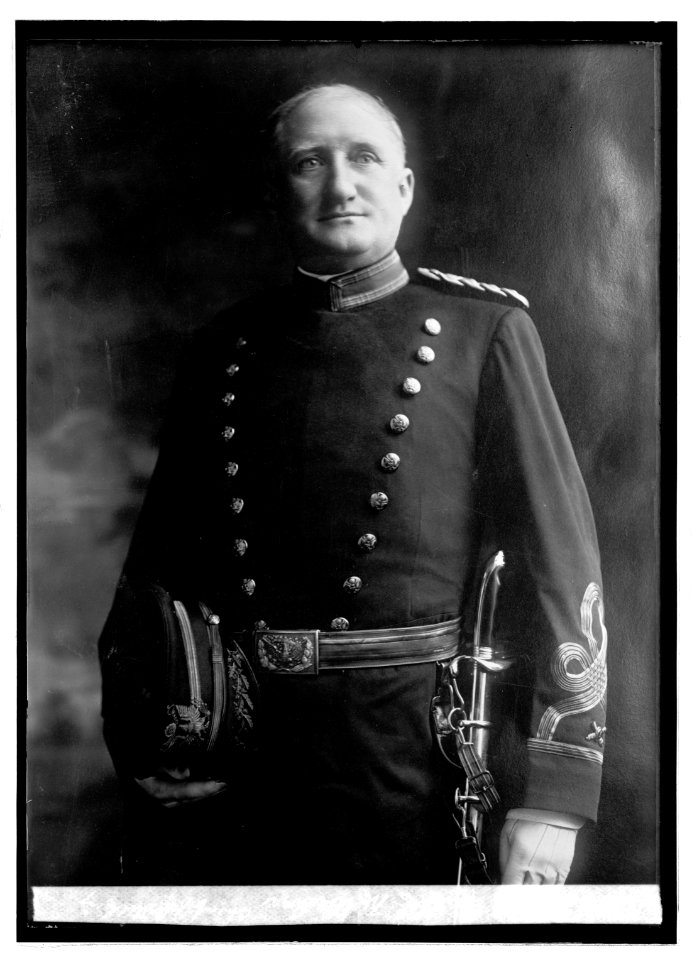 Brig. Genl. E.M. Weaver, Chief of Artillery LCCN2016820960