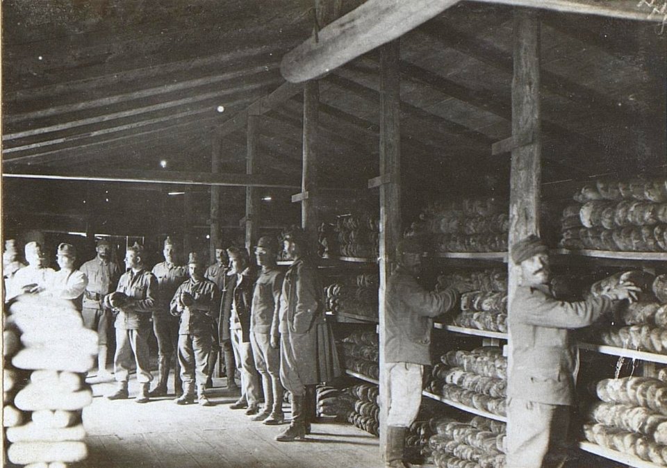 Brigade 1 Haidenschaft, Brotlager (BildID 15596860)