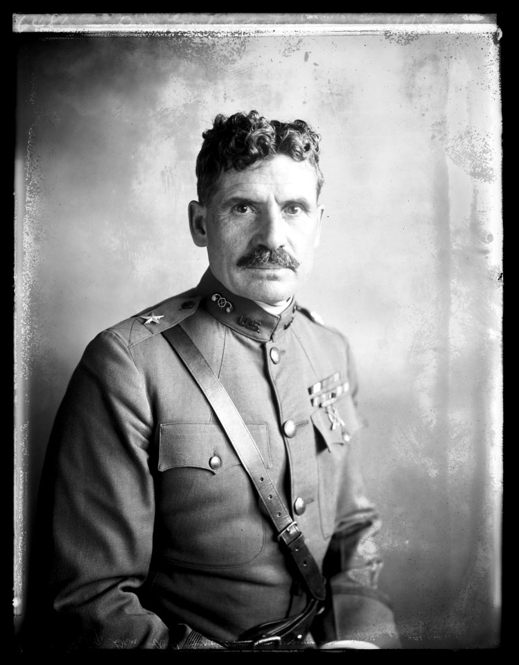 Brig. Genl. A.A. Fries, 8-5-21 LCCN2016852422