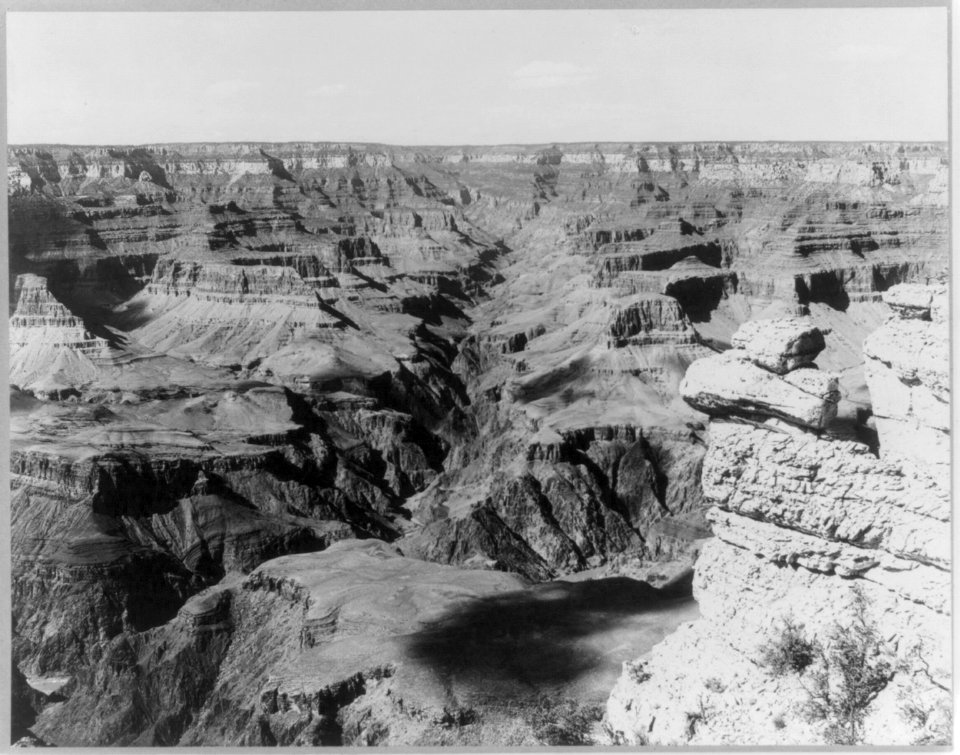 Bright-Angel Canyon, Arizona, from O'Neill Point LCCN2005681079