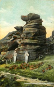 Brimham Rocks - vintage postcard (23) 001