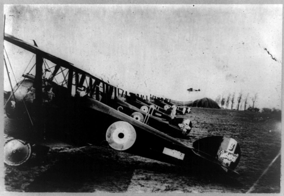 British army aeroplanes LCCN2002717802