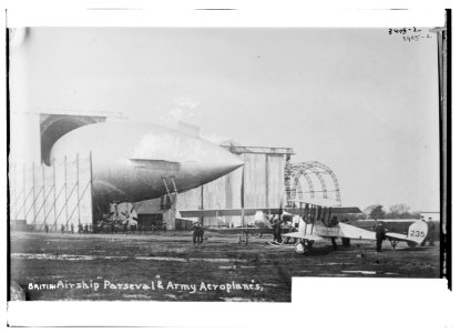 British airship PARSEVAL & army aeroplanes LCCN2014697268