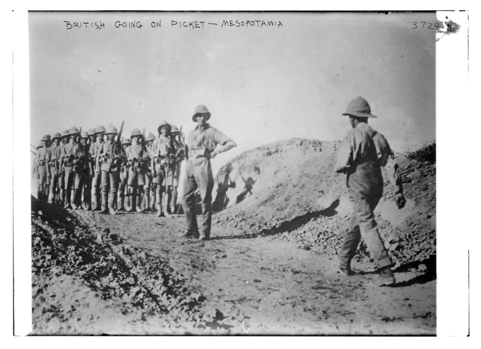 British Going on Picket - Mesopotamia LCCN2014700748