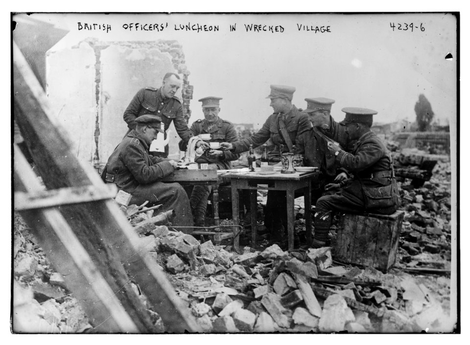 British officers' luncheon in wrecked village LCCN2014704819
