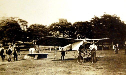 British monoplate at Thomas Brothers, Aeroplane Company, Ithaca, New York, 1915 (29533172526)