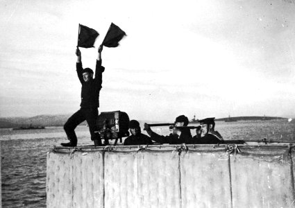British signaler attached to the ship’s staff taking in a message, WWI (19846537958)