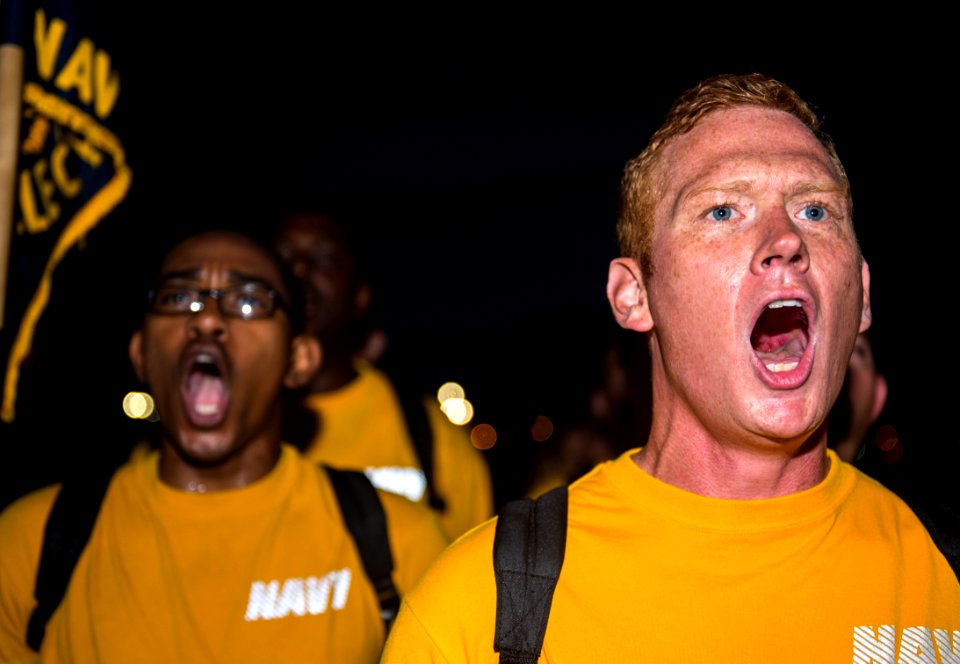 Chief petty officer selectees recite the Sailor's Creed. (20847483795)