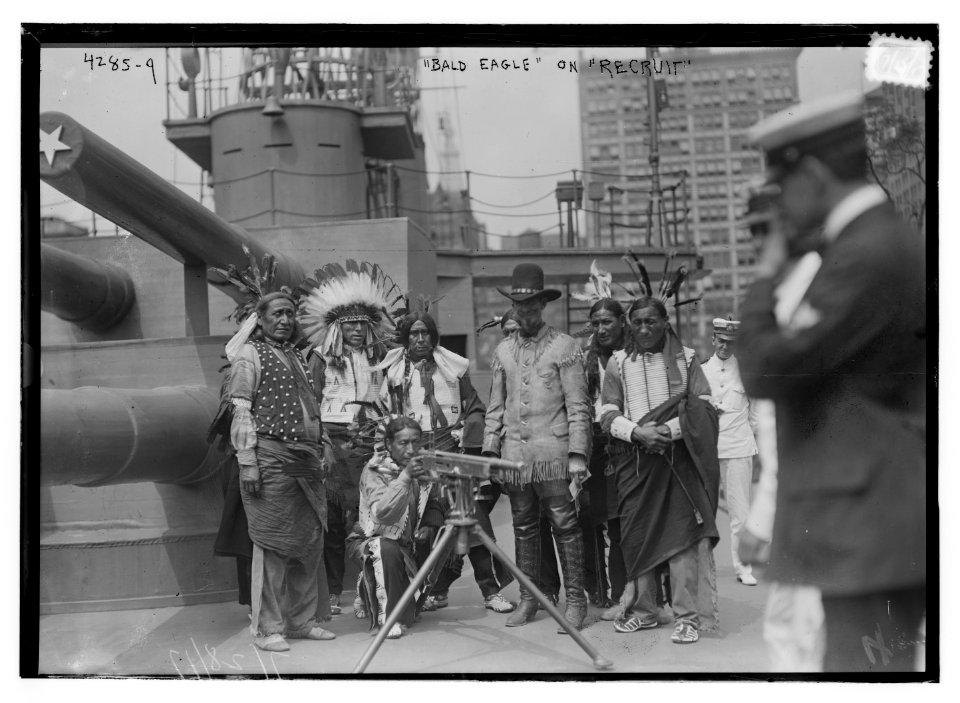 Chief) Bald Eagle on RECRUIT LCCN2014705194