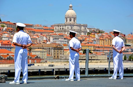 Chiefs man the rails as USS Mount Whitney departs Lisbon. (8905303454)