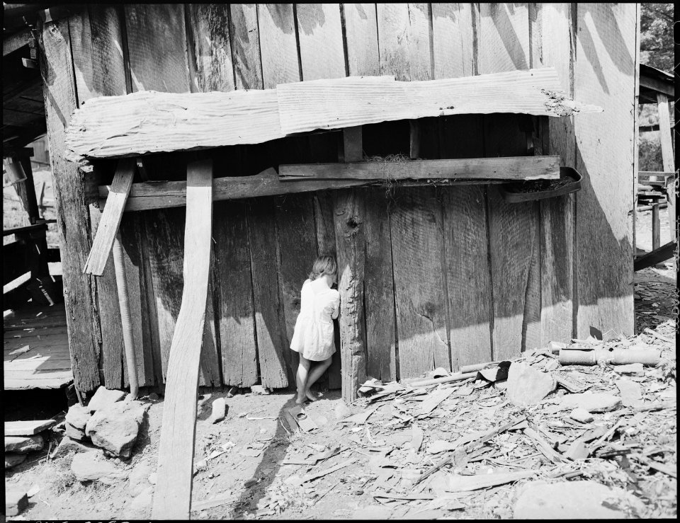 Child of miner at her home. Kentucky Straight Creek Coal Company, Belva Mine, abandoned after explosion (in) Dec.... - NARA - 541220