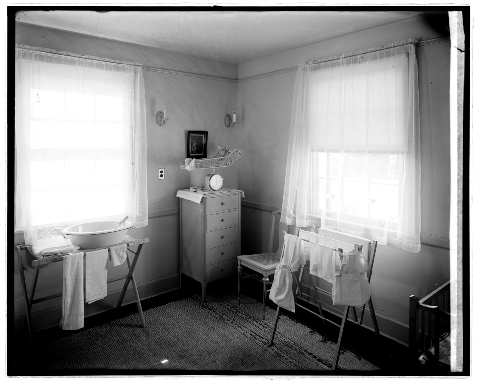 Child's bedroom LCCN2016824205