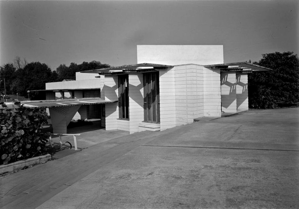 Child of the Sun, Admin Building, cropped, (HABS FLA,53-LAKE,1C-2)